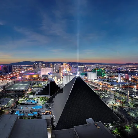 Luxor Hotel